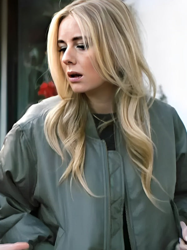 Women's bomber jacket inspired by Justine Lupe in American market