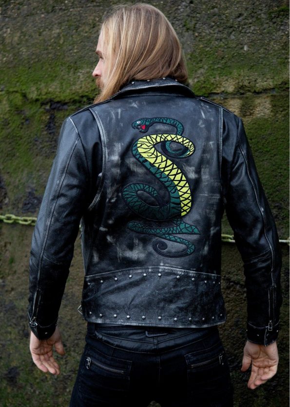 FALLOUTTUNNELSNAKEJACKET_2